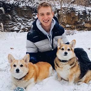 Meet your Posher, Skyler